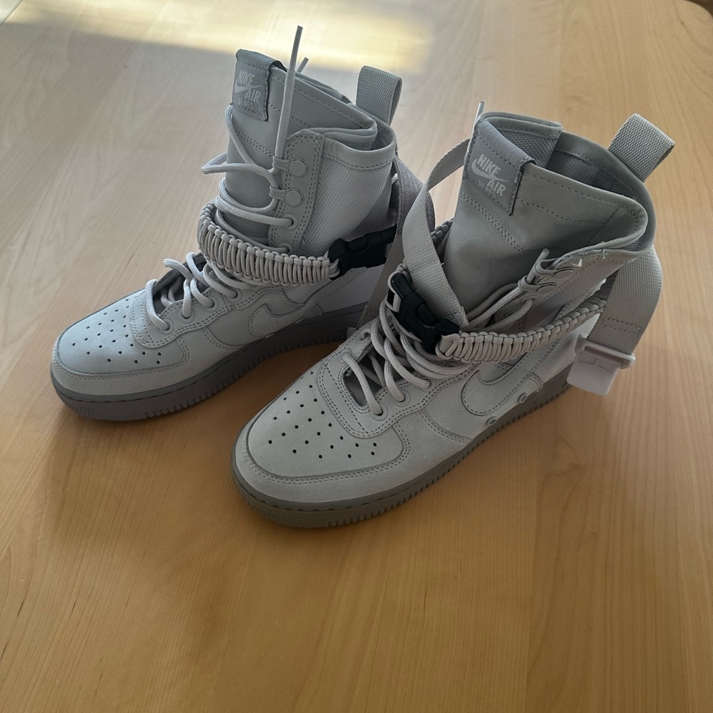 Nike Women's Air Force 1 SF High-Top Sneakers - Gray